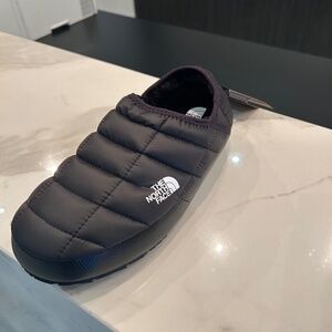 North Face Women’s ThermoBall Traction Mules